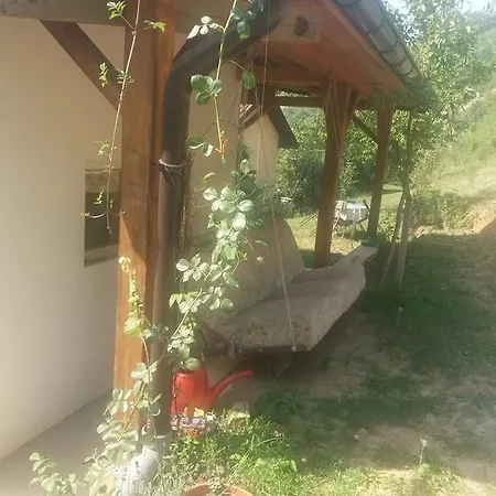 Piramida Mjeseca 2 Nyaraló