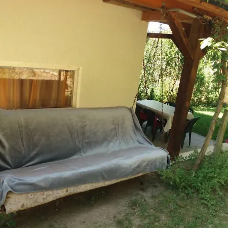 Piramida Mjeseca 2 Nyaraló